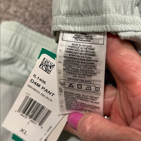 Adidas Athletic Pants XL - Picture 6 of 7